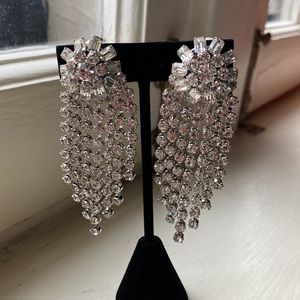 Loren Hope clip on Billie Statement Earrings